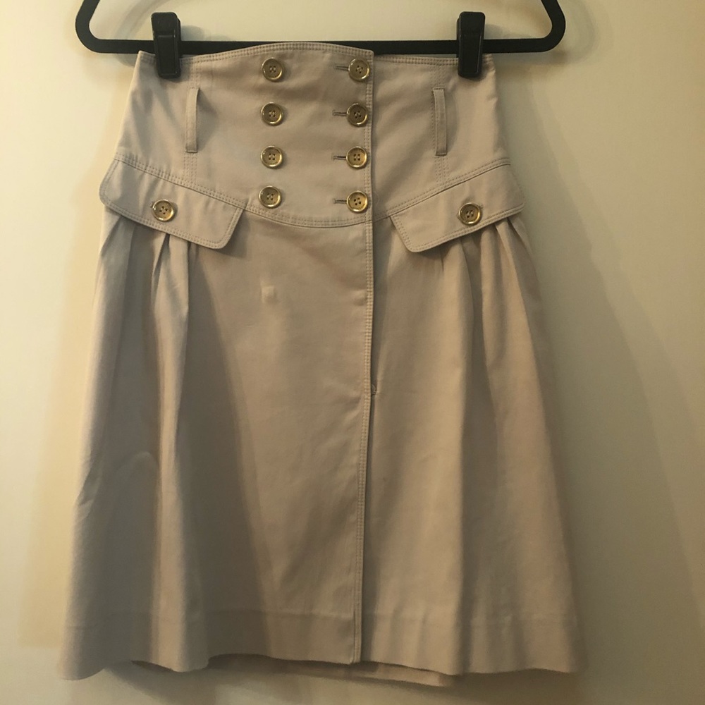 Burberry khaki high waisted skirt with gold detail